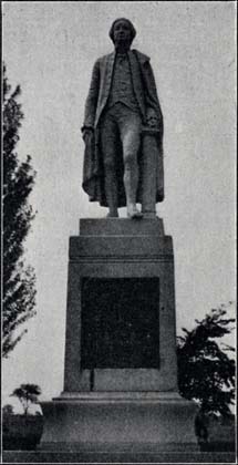 Statue of Sir William Johnson